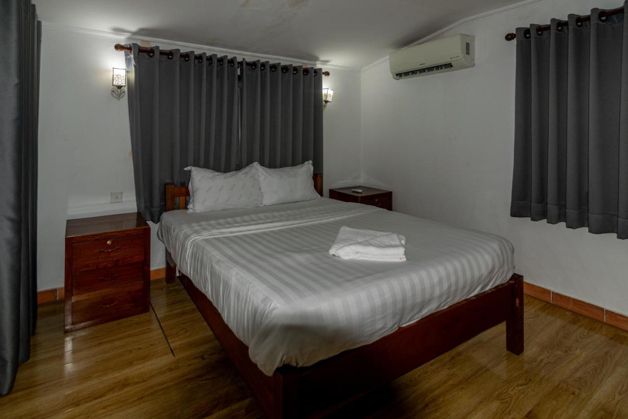 Samathi Lake Resort 프놈펜 외부 사진